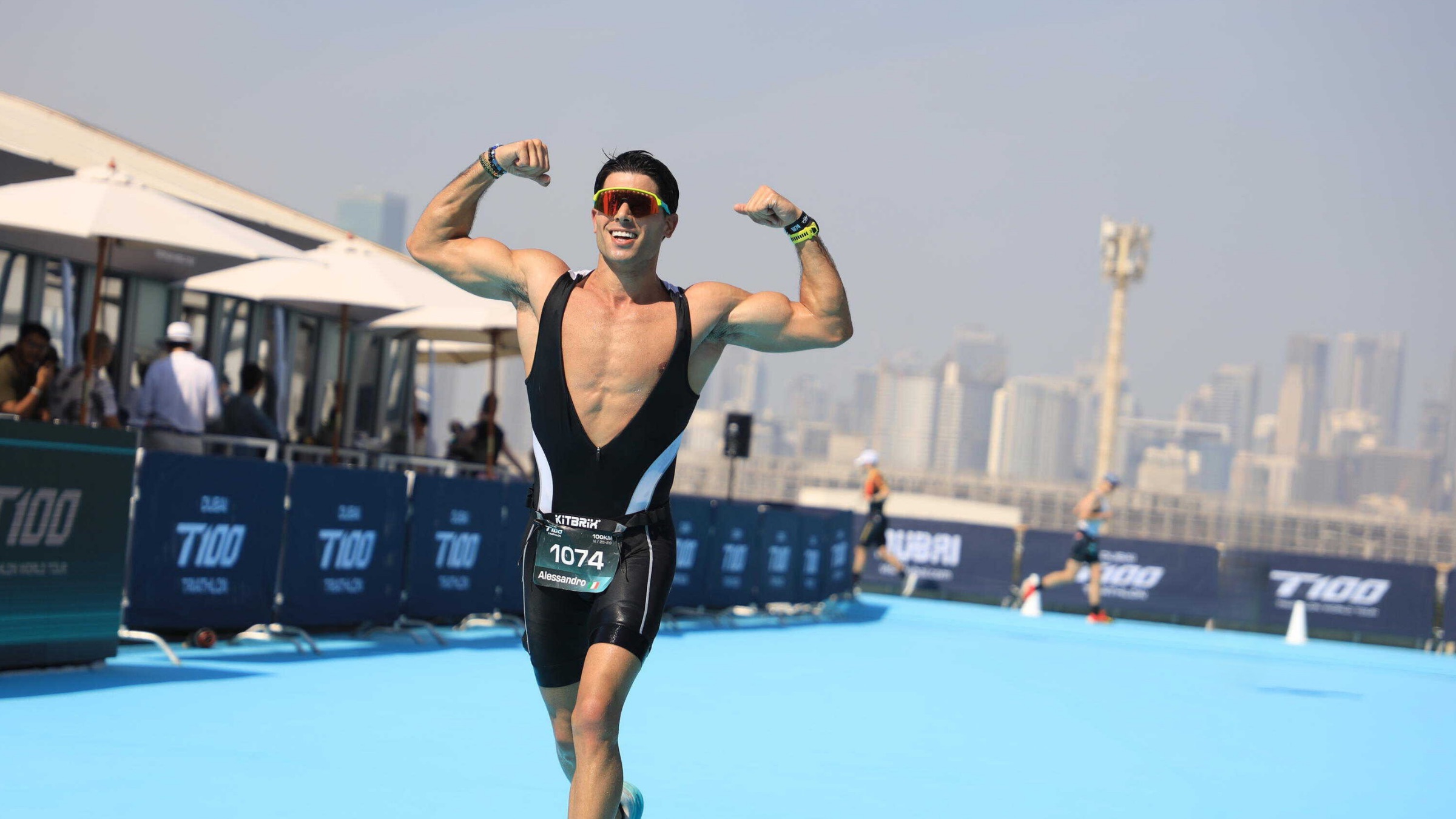 Runner della community SUPER-ALE in azione all'alba